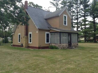 243 N Sumner St, Lone Rock, WI 53556