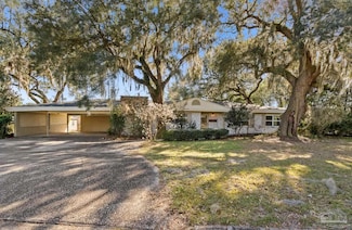 6617 Ravine St, Milton, FL 32570