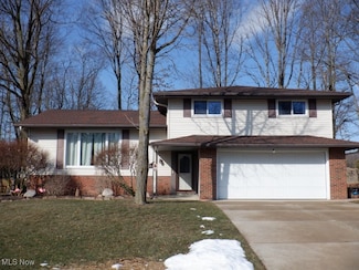 5702 Thoreau Dr, Cleveland, OH 44129