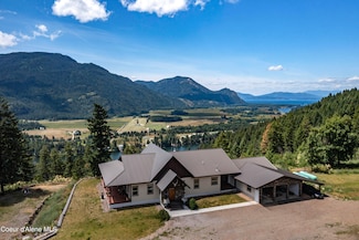 1010 Mc Quade Gulch Dr, Clark Fork, ID 83811