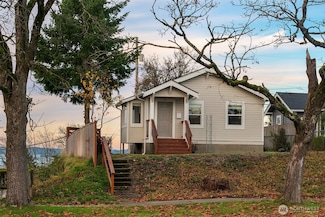 403 E Wright Ave, Tacoma, WA 98404