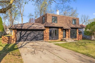 3706 SE 24th Ct, Des Moines, IA 50320