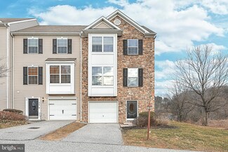 323 Clay Ave Unit 27, Dallastown, PA 17313