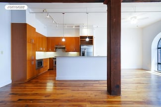 275 Conover St Unit 5E, New York City, NY 11231