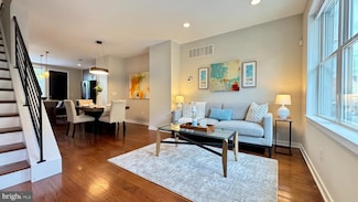 1204 S 17th St, Philadelphia, PA 19146