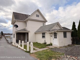 330R Cherry St, Scranton, PA 18505