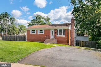 9802 Lomond Dr, Manassas, VA 20109