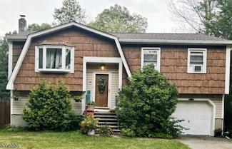 46 Hummingbird Trail, Highland Lakes, NJ 07422