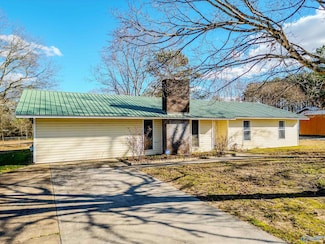 404 Alicia St, Albertville, AL 35950