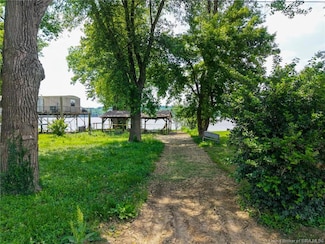 3118 Riverview Dr, Jeffersonville, IN 47130