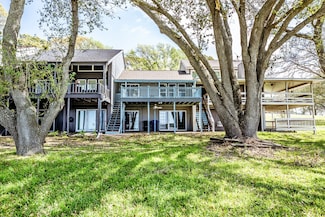 356 Peach Island Rd, Trinity, TX 75862