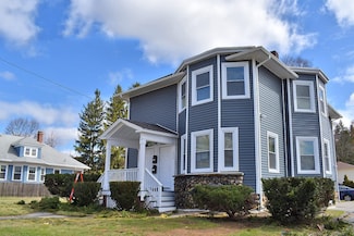 504 Oaklawn Ave, Cranston, RI 02920