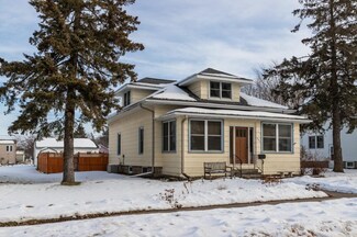 637 Wabasha Ave, Saint Charles, MN 55972