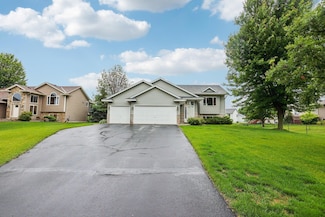 550 Woodduck Trail, Circle Pines, MN 55014