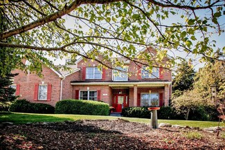 211 Northridge Dr, Oxford, OH 45056