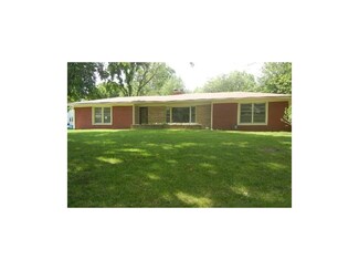 4544 Ridgeway Ave, Kansas City, MO 64133