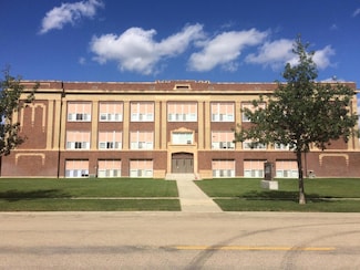 109 E Luverne St Unit 331, Luverne, MN 56156