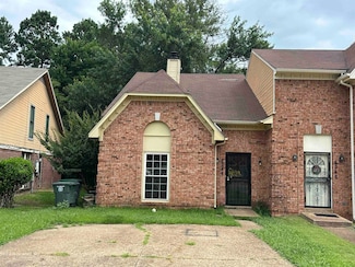 6244 Kirby Downs Dr, Memphis, TN 38115