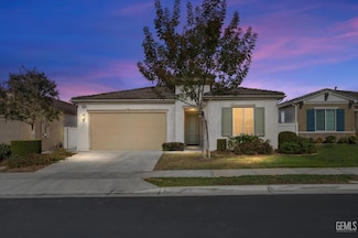 10016 Francois Ln, Bakersfield, CA 93306