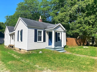 221 James St, Allegan, MI 49010