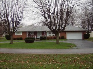 320 E North St, Deshler, OH 43516
