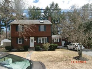1 Doris St, Groveland, MA 01834