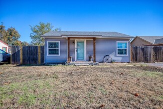 1013 S 10th St, Kingfisher, OK 73750
