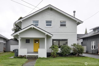 517 1st St, Hoquiam, WA 98550