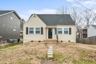 803 Fleming St, Columbia, TN 38401