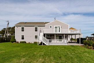 21 Riverside Ave, Saco, ME 04072