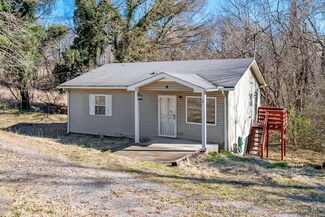 121 Duncan St, Clarksville, TN 37042