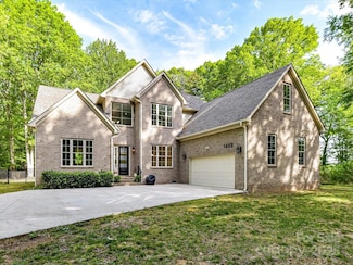 1409 Bloomsberry Ln, Waxhaw, NC 28173
