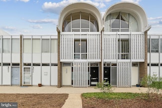 1342 4th St SW, Washington, DC 20024