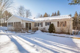 33 Center Rd, Gray, ME 04039