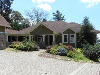 4424 Forrest Ridge Dr, Louisville, TN 37777