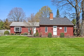430 Essex St, Beverly, MA 01915