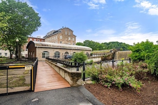 7 S Stone Mill Dr Unit 514, Dedham, MA 02026