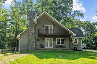 12140 Longbottom Rd, Traphill, NC 28685