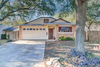 9307 Lands Point St, San Antonio, TX 78250