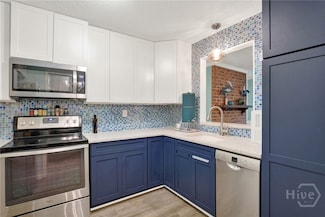 508 Pointe Dr S, Savannah, GA 31410