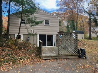 55 Pine Tree Ln Unit B, Pembroke, MA 02359