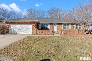 13 Sarah Ave, Springfield, IL 62703
