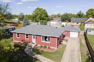 4352 Illinois Ave SW, Wyoming, MI 49509