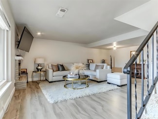 9719 Hefner Village Blvd, Oklahoma City, OK 73162