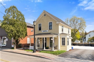 74 Maple Ave, Barrington, RI 02806