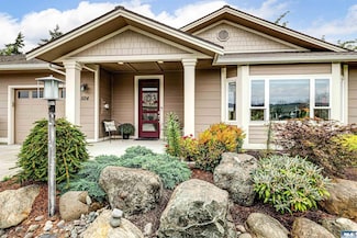 504 W Evergreen Farm Way, Sequim, WA 98382
