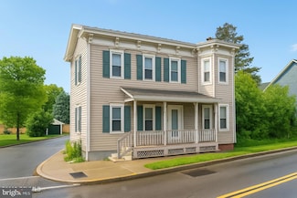 101 Chestnut St, Mifflinburg, PA 17844