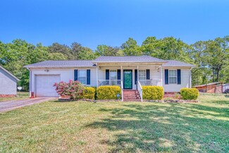 1314 Rainbow Lake Rd, Inman, SC 29349