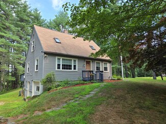 111 Rollins Rd, Nottingham, NH 03290