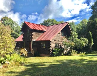 58 Caldwell Ln, Sunapee, NH 03782